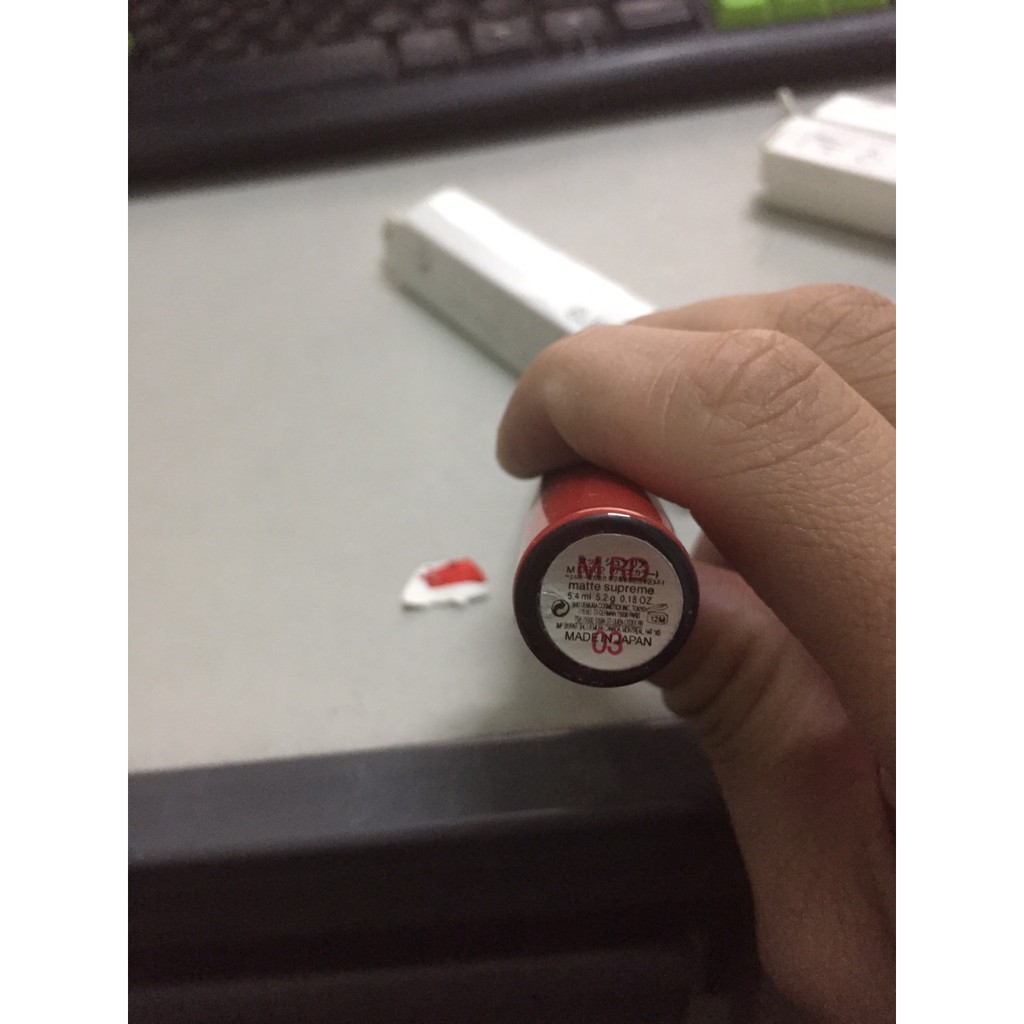 Son kem Shu Uemura Laque Supreme