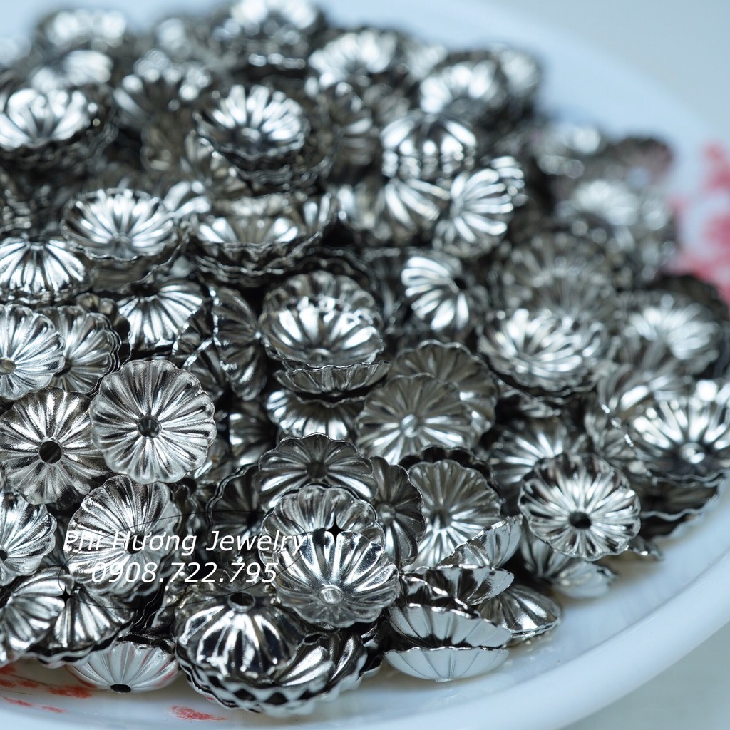 Gói 10 cái charm ốp hạt 8mm loại tốt, cứng và dày