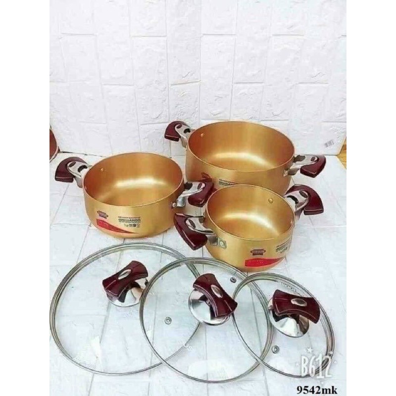Bộ nồi Sunhouse SH6634 3 cái nắp thủy tinh,nồi chất liệu nhôm có thể dùng bếp gas, bếp hồng ngoại