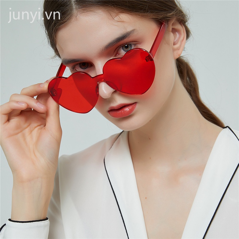 Kính Mát Gọng Trái Tim Trong Suốt Chống Tia Uv400 Thời Trang Cho Nữ