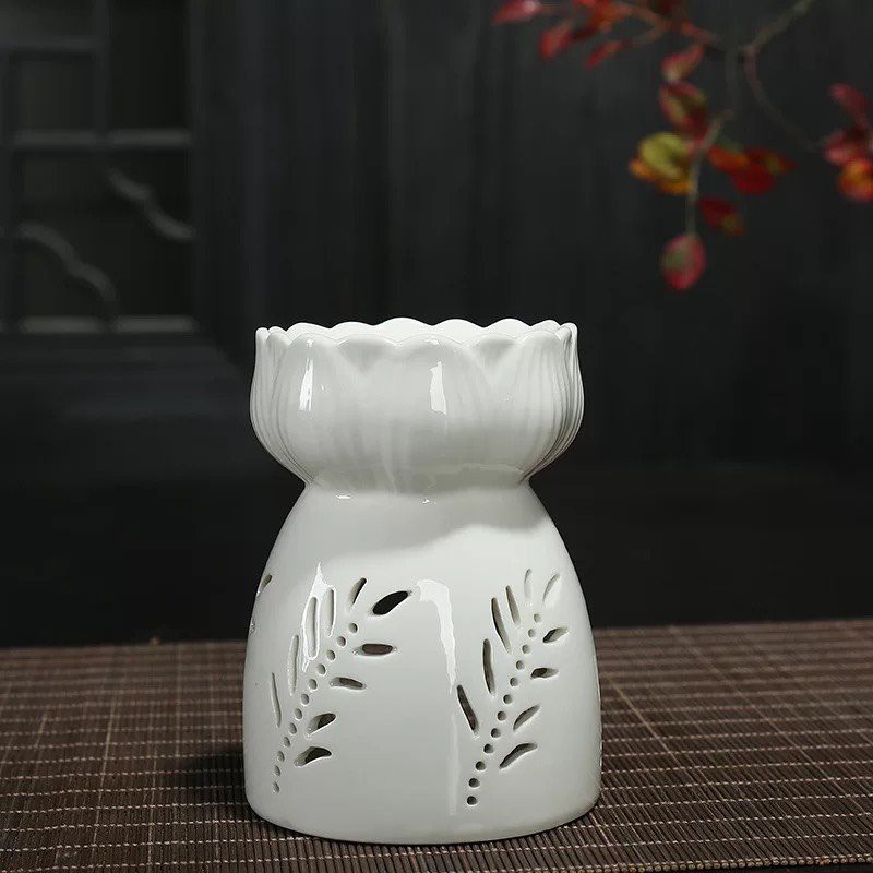 Đèn Xông Tinh Dầu Bằng Nến Đài Sen Gốm Sứ Trắng Cao Cấp  Giúp Trang Trí Phòng Của Bạn