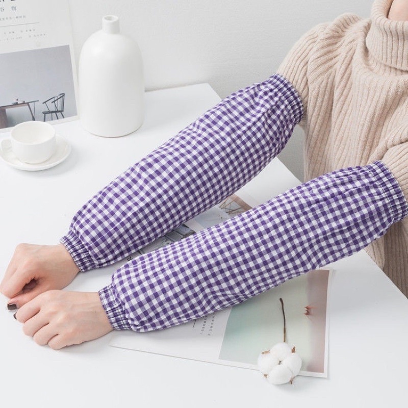 Bao ống tay áo chống bẩn, chống mùi khi nấu ăn (mẫu kẻ caro)