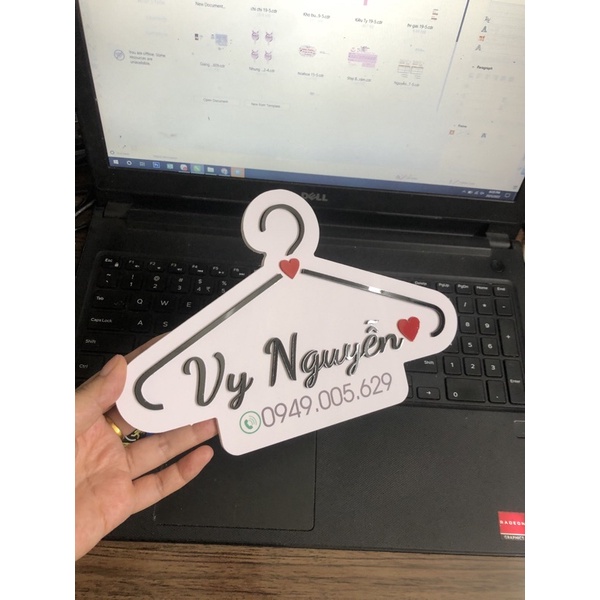 Bảng tên shop/ Bảng gỗ chụp ảnh hình ngộ nghĩnh/chữ nổi thiết kế miễn phí KT 15x25cm