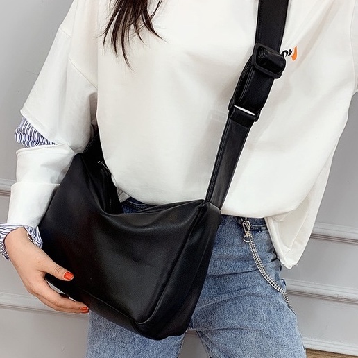 Túi đeo chéo ZC Unisex chất liệu da cao cấp chống nước phong cách thể thao