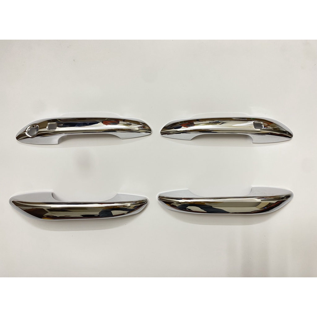 Ốp tay nắm, hõm cửa xe Hyundai Grand i10 đời 2021-2022 - Hatback, Sedan