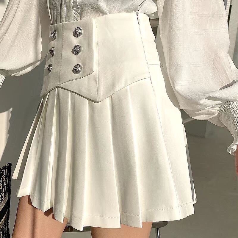 Chân Váy Lưng cao Ly To Màu Trắng Phối Khuy Cá Tính Hàng Loại 2,Váy Xếp Li Ngắn Cạp Cao Sợi Tổng Hợp Dày Dặn Đẹp | BigBuy360 - bigbuy360.vn