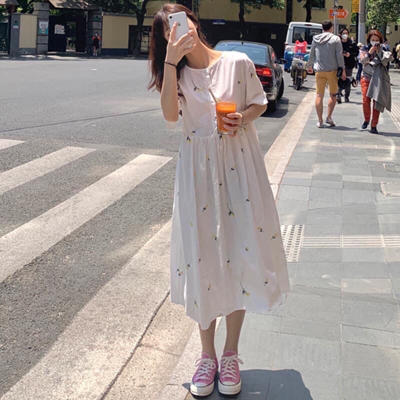 Váy Babydoll hoa cúc chất đũi thô xước/ Đầm váy dáng dài thêu hoa đũi xước thắt eo