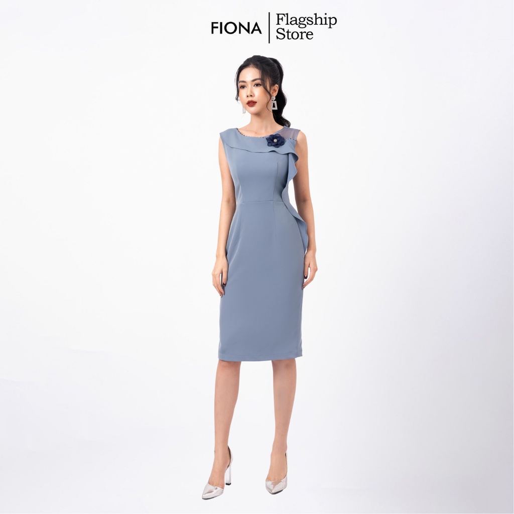 Đầm ôm công sở  FIONA, Đầm nữ sát nách cổ tròn bèo lệch đính hoa màu xanh F451002