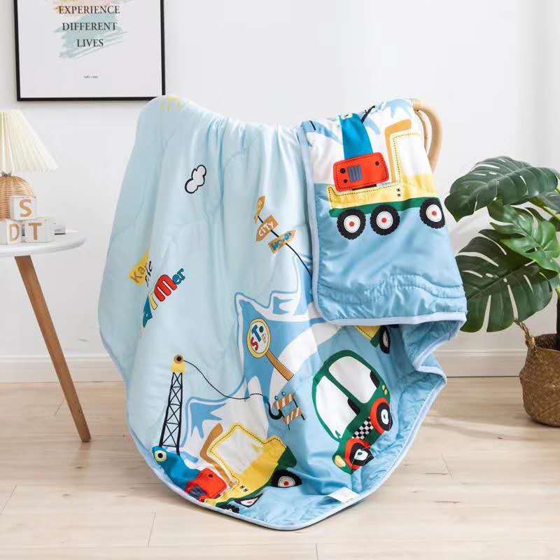 Chăn Cotton Đũi Điều Hòa Cho Bé Mẫu Hoạt Hình Cute (Mẫu ngẫn nhiên)