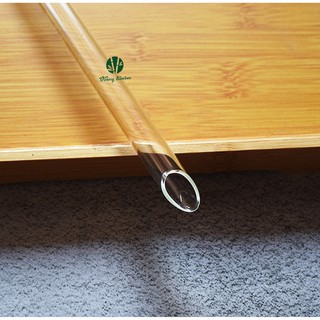 1 Ống hút thủy tinh kèm Cọ Inox vệ sinh ống hút.