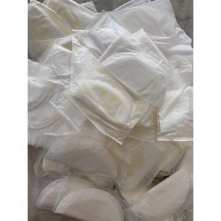 Miếng lót thấm sữa