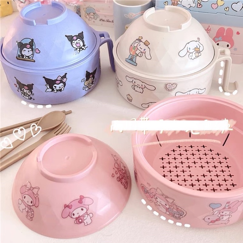 Bộ Bát Ăn Mì Sanrio Kèm Dụng Cụ
