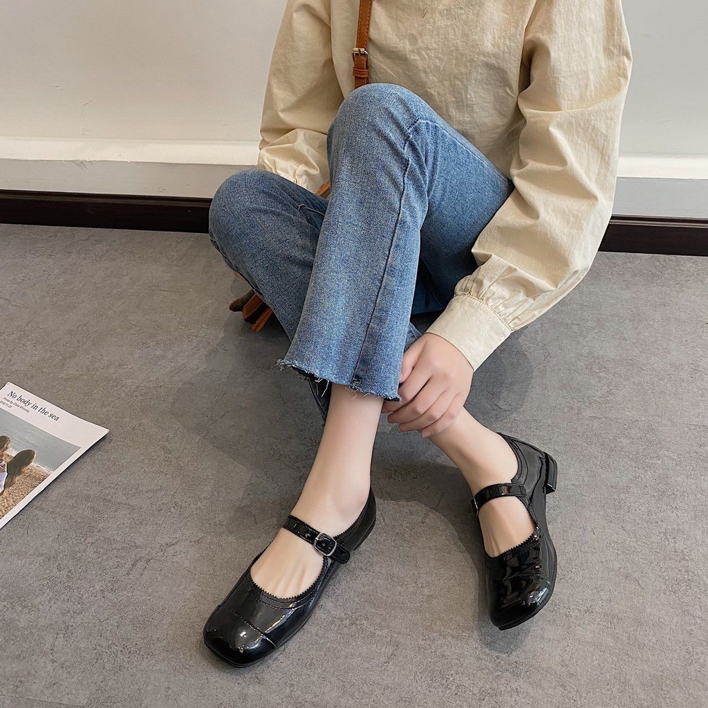 Giày Búp Bê Đế Bằng Phối Màu Sắc Mới Lạ Cho Nữ