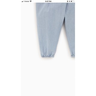 Quần bò mỏng Zara