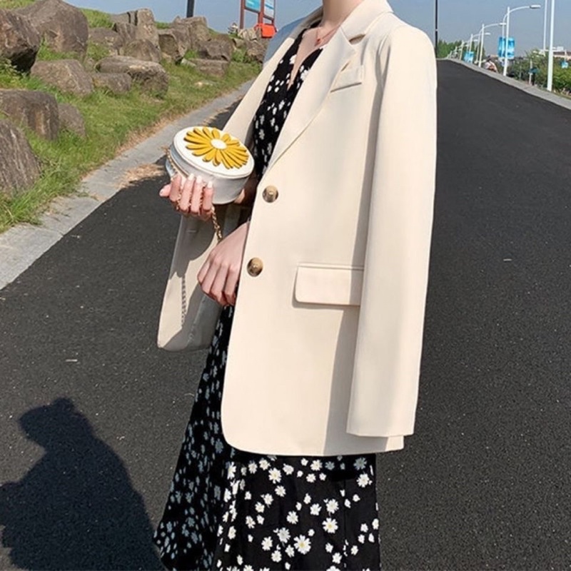 Áo vét nữ blazer phong cách Hàn Quốc đứng form có đệm vai, áo 2 lớp, chất polyester(sẵn đen S-M-XL-2XL, sẵn be M-L-XL) | BigBuy360 - bigbuy360.vn