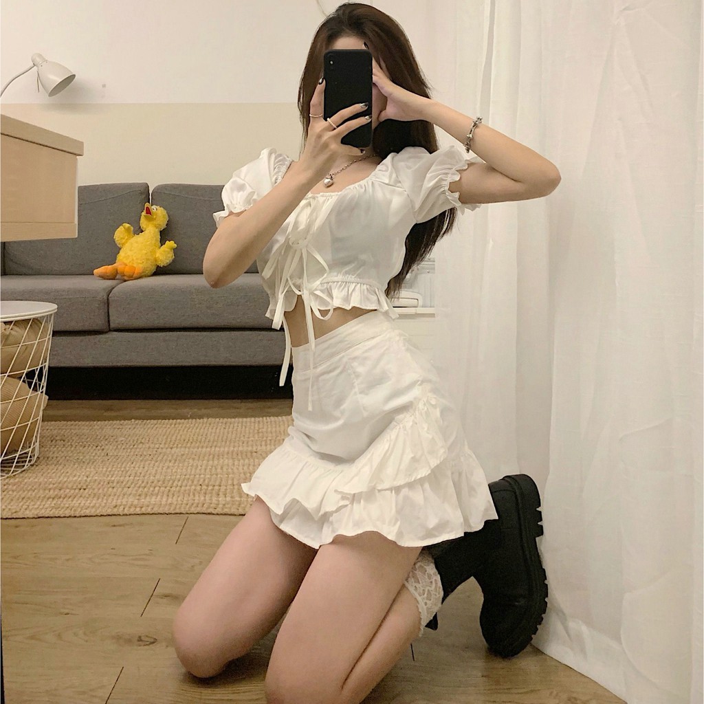 Set áo croptop công chúa chân váy bèo nhún phong cách Hàn Quốc cực xinh