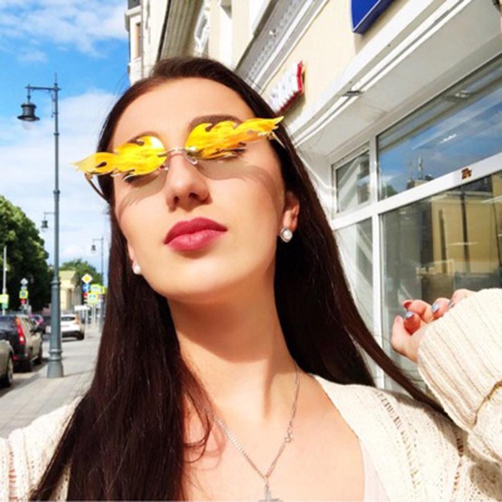 LILYES Kính Mát Tròng Sóng Kim Loại Chống Tia UV400 Sang Trọng