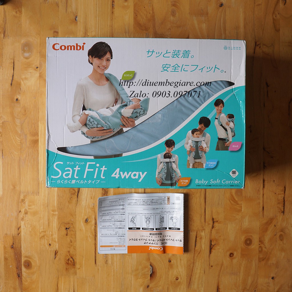 Địu em bé Combi Sat Fit 4 ways (hàng trưng bày tại shop Nhật)