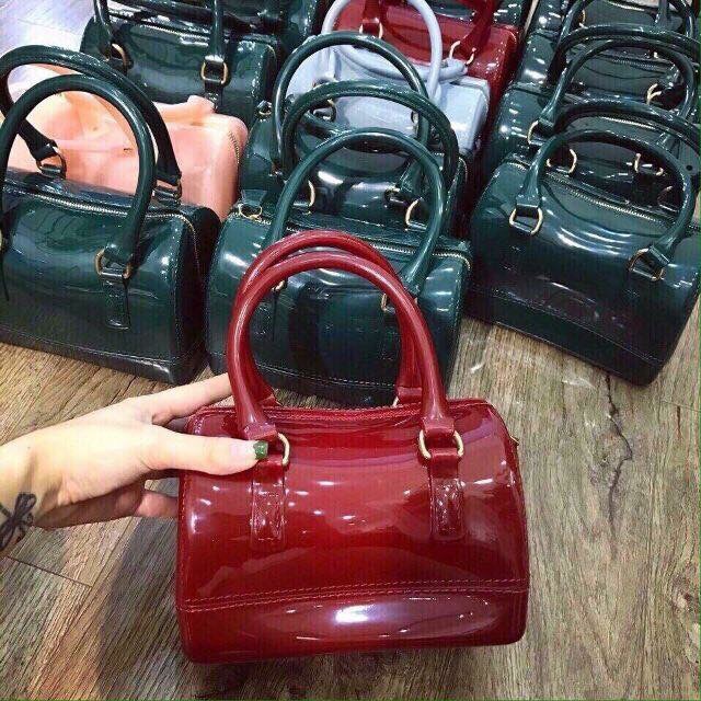 Túi trống kèm dây đeo chéo đẹp độc lạ các chế ơi! Kèm hình chụp chất thật xinh lung linh ntn cơ ạ đủ màu cho ce lựa chọn