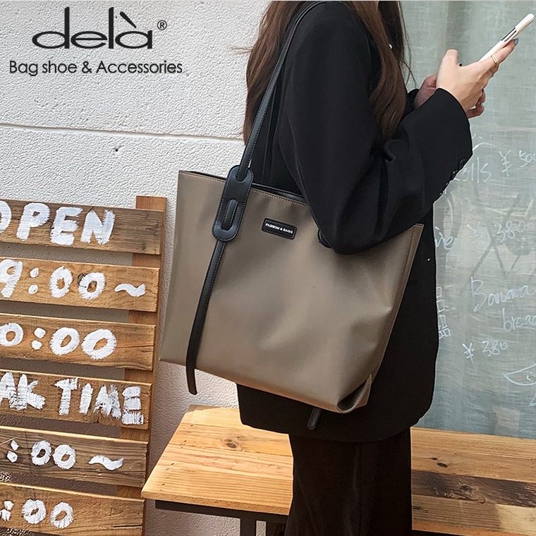 Dela Túi tote Đeo Vai Bằng Vải nylon Sức Chứa Lớn Mẫu Mới Dễ Phối Đồ Thời Trang Mùa Thu Cho Nữ
