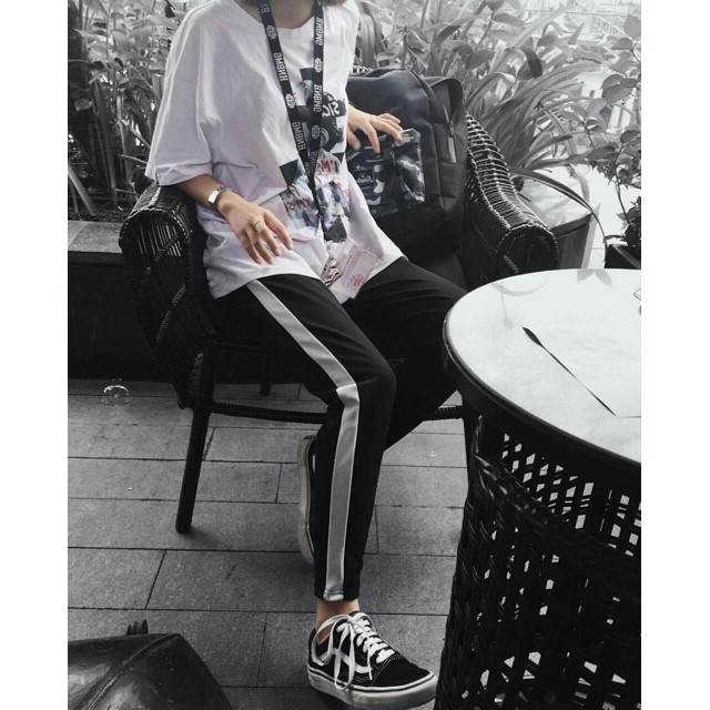 Nhập WAPCK111 giảm 25k đơn từ 200k - QUẦN SỌC 1 LINE | QUẦN SỌC THỂ THAO NAM NỮ | BigBuy360 - bigbuy360.vn