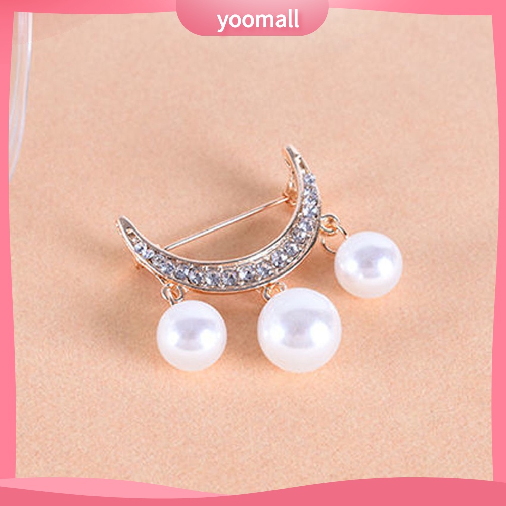 Bộ 2 Ghim Cài Áo Đính Ngọc Trai Giả Hình Bán Nguyệt Xinh Xắn