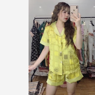 Bộ lụa satin Đùi hoạ tiết Ô