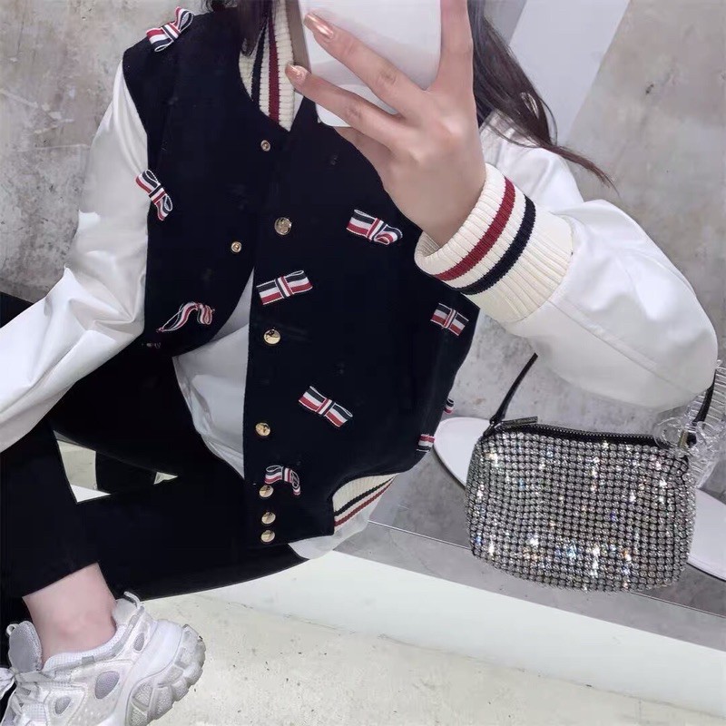 Áo khoác bóng chày Thom Browne TB thể thao Ulzzang QCCC đính nơ phối màu kẻ sọc siêu chảnh siêu xinh ❤️