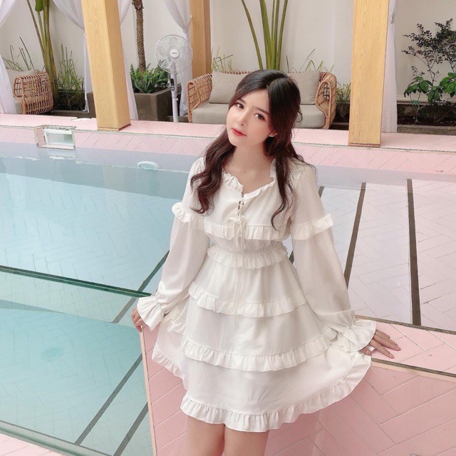 Váy bèo viền buộc nơ nhiều tầng dài tay | BigBuy360 - bigbuy360.vn