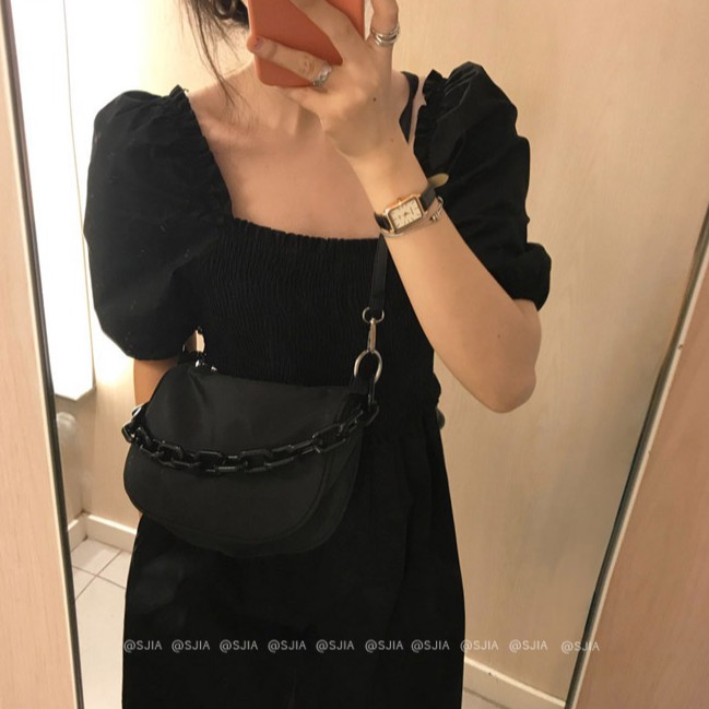 Túi Xách Dây Xích Phong Cách Jennie Thời Trang Cho Nữ | BigBuy360 - bigbuy360.vn