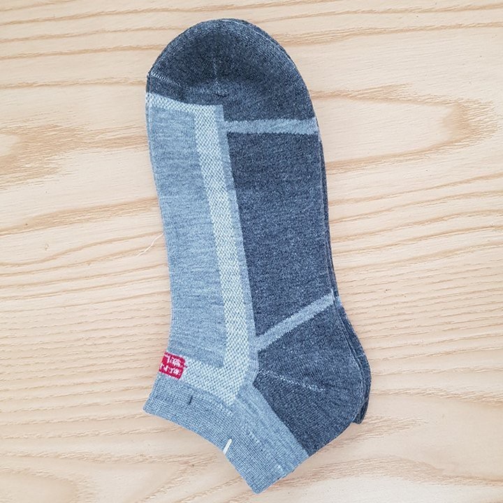 Tất Chân Nam kháng khuẩn