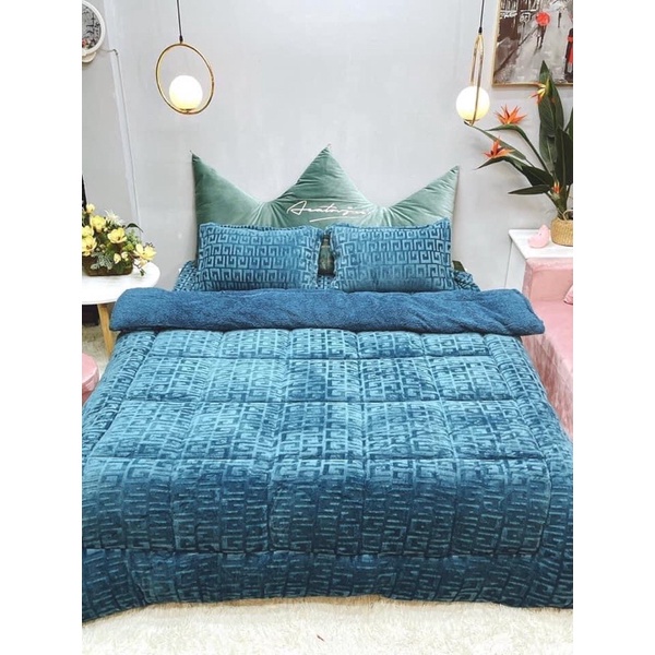 Chăn Lông Cừu LUXURY CLASSIC Họa Tiết Chữ Vạn, Chăn Cừu Cao Cấp Kích Thước 2m x2m3 - Hàng Loại 1