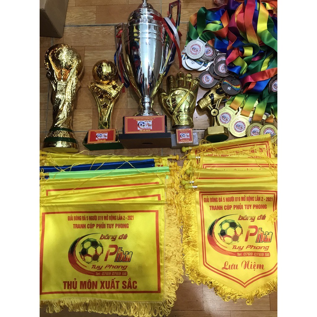 COMBO Cup - Cờ - Huy Chương Bóng Đá In Nội Dung Giải Theo Yêu Cầu.