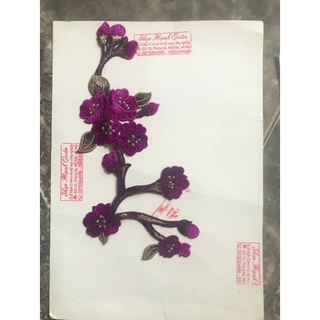 Cành hoa mai thêu chỉ lụa