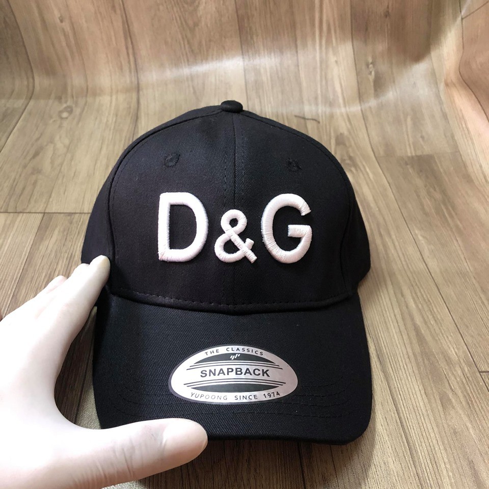 - MŨ, NÓN LƯỠI TRAI LOGO D&G THÊU NỔI 3D