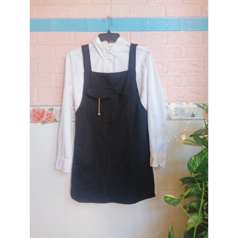 Đầm yếm đen siêu đẹp hàng secondhand Size S