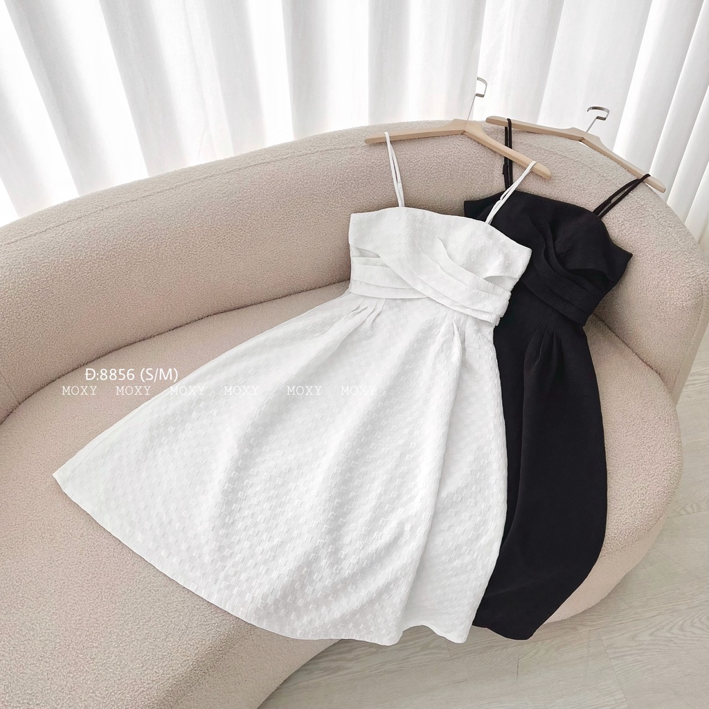 SP008856-Đầm dây xếp ly chéo