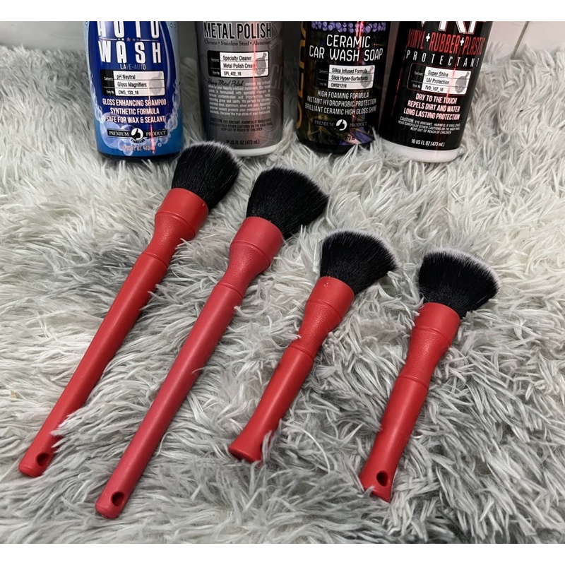 Cọ siêu mềm , siêu bền vệ sinh dàn áo kèm xà bông chemical guys là hết nước chấm