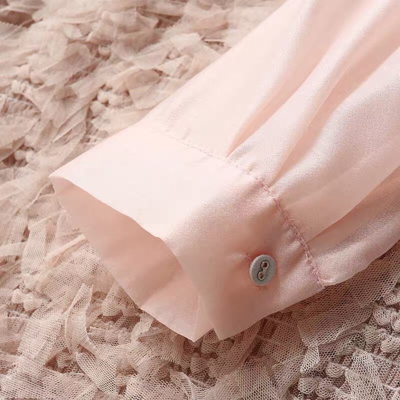 Đầm tua rua Dzzit