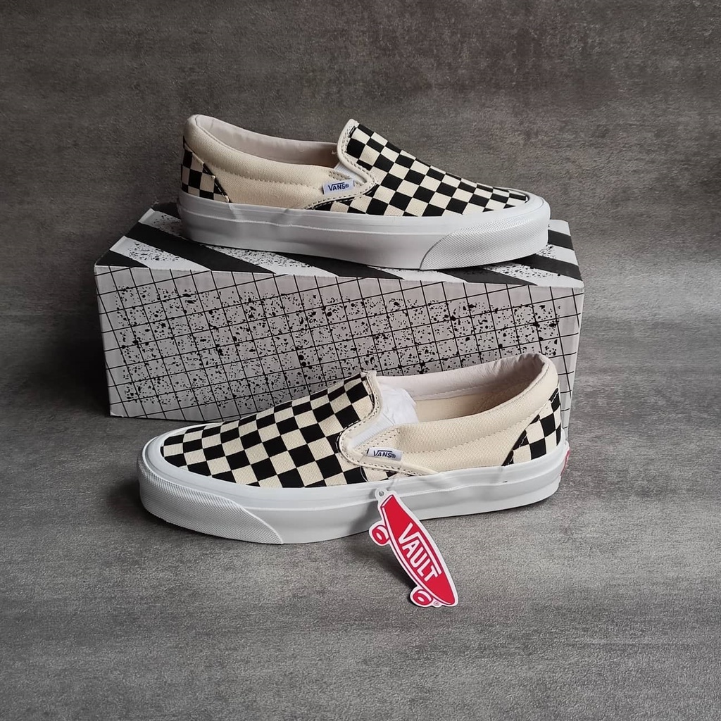 Giày Lười Vans Classic Slip On Caro Đen Trắng, Giày Bệt Đi Chơi Nam Nữ Đẹp Vải Canvas Mềm Thời Trang Giá Rẻ G07