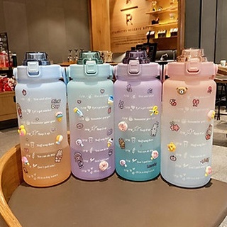 Bình Đựng Nước 2L Dễ Thương Tặng Kèm Sticker Có Vạch Báo Giờ Uống Nước Và Ống Hút Cao Cấp