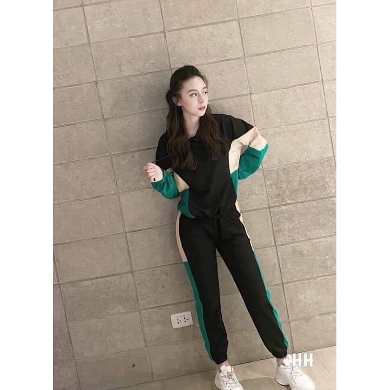 Bộ nỉ nữ thể thao