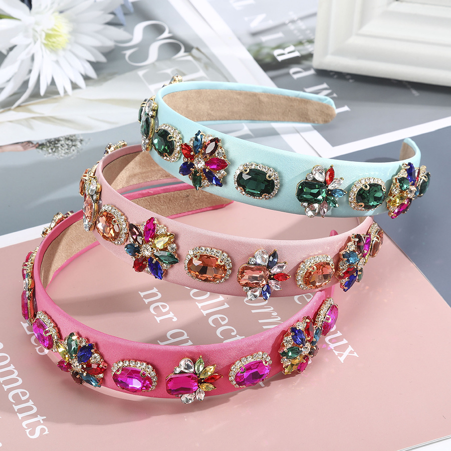 Cài tóc đính đá sành điệu cho nữ