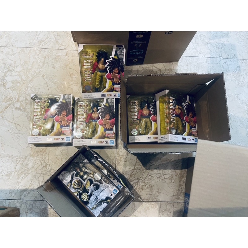 Mô hình Bandai chính hãng - Shf White Ranger bản kỷ niệm 20 năm