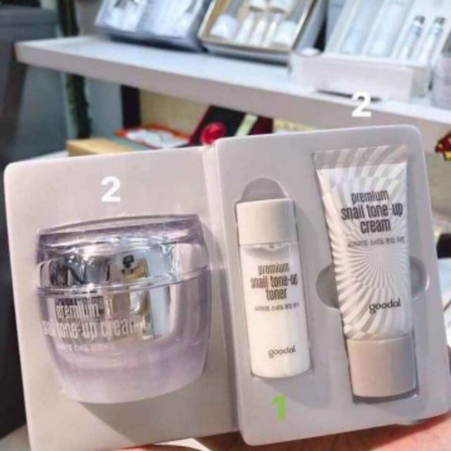 Set Kem Ốc Sên Dưỡng Trắng Da Premium Snail Tone Up toner