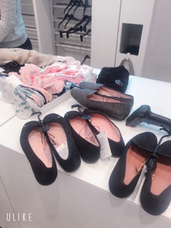 Giày h&m sale 70%
