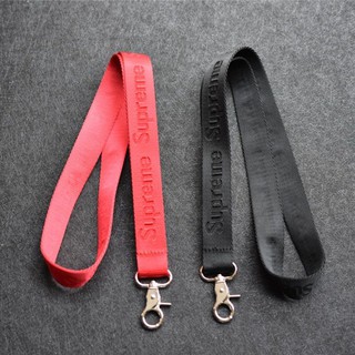 Dây Đeo Keychain Supreme