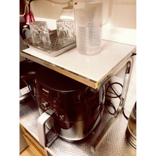 Kệ để nồi chiên k dầu mẫu mới nhất.chất liệu khung inox k gi ốp gạch men kính trắng.ưu điểm,k thấm nc,sáng,sạch,siêu bền