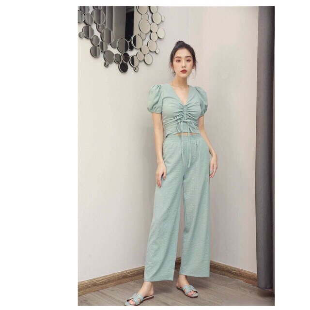 Bộ đũi áo rút dây ngực quần lỡ chất đũi siêu mát | BigBuy360 - bigbuy360.vn