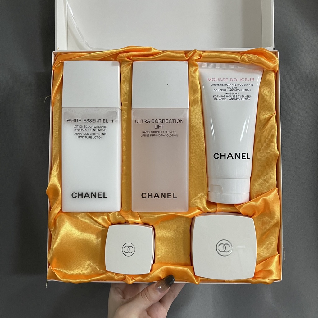 Hộp 5 món mỹ phẩm kem mắt tinh chất hoa trà làm trắng phục hồi chăm sóc da màu trắng 15ml 150ml